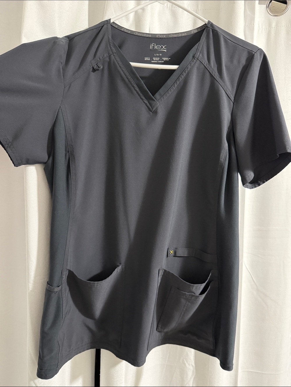 Women’s V-Neck Scrub Top in Dark Gray